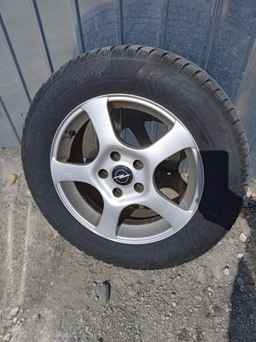 Roti iarna 215/60 R16