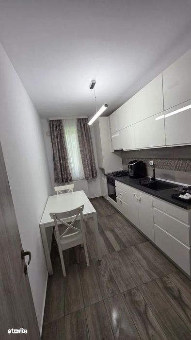 apartament 2 camere / cartierul solar / utilat / mobilat / centrala / — fotografia 3