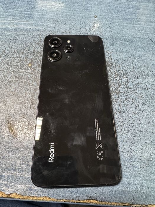 Xiaomi Redmi 12 - на 6 месеца, без забележки