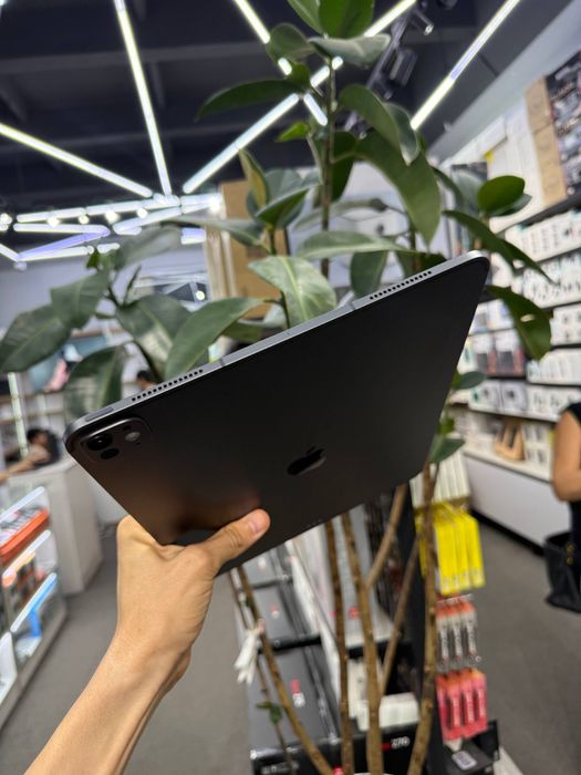 Ipad pro M 5 13 inch