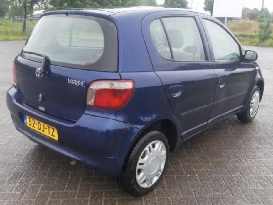 Toyota yaris 1.0 i vvti на части