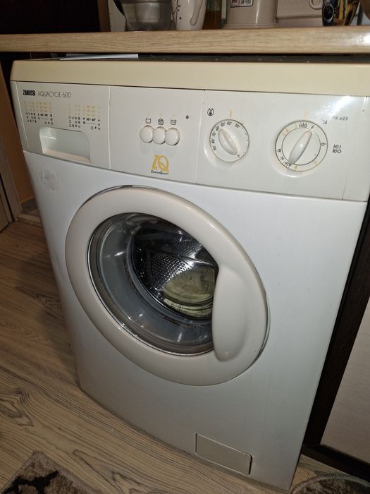 Активно работеща пералня