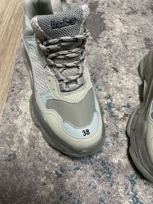 Balenciaga triple S 38 bej