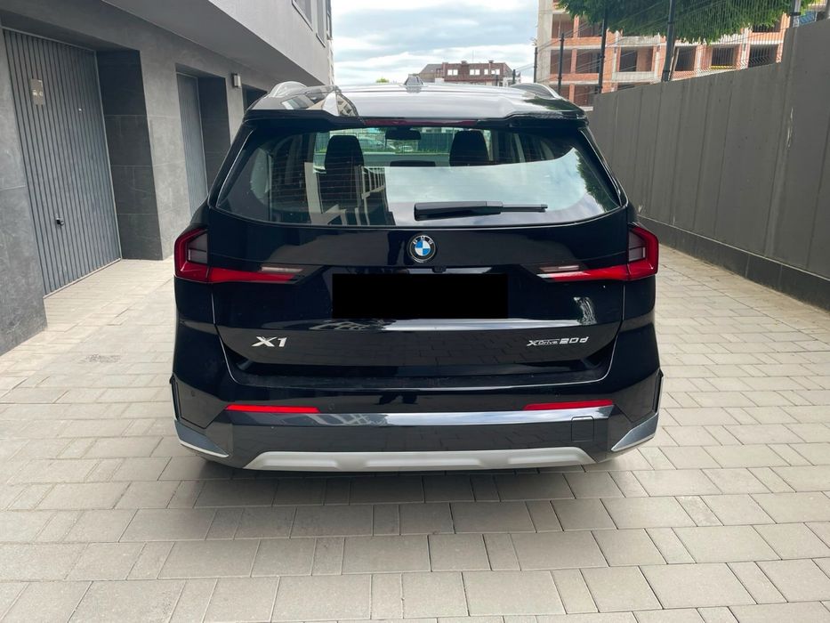 BMW X1 xDrive20d Гаранционен