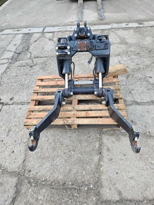 De vanzare tiranti frontali tractor Deutz Agrotron seria 6000