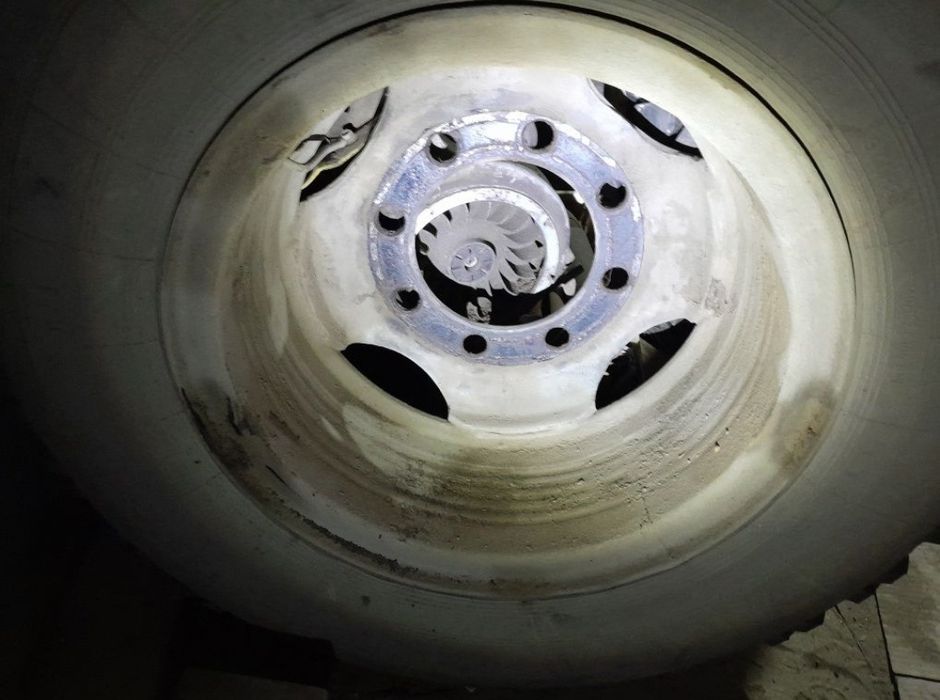 Продам! Колесо в сборе Зил 130