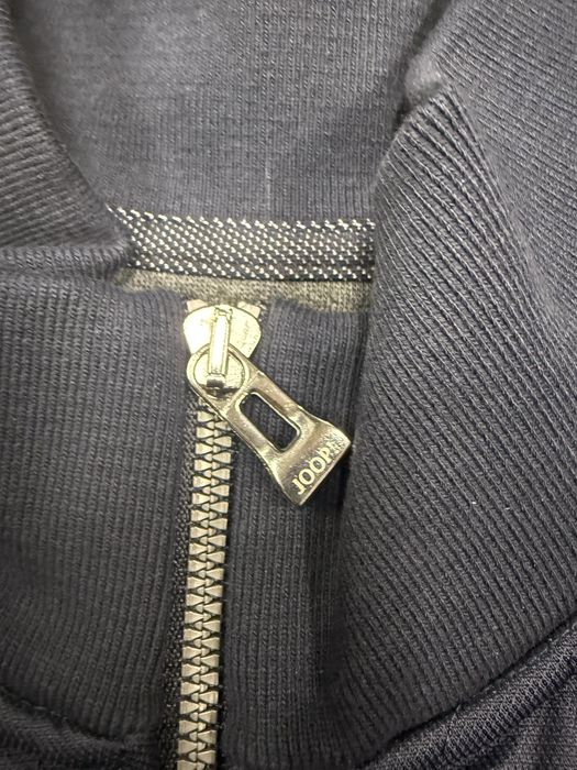 Мъжки екип  нов Л номер