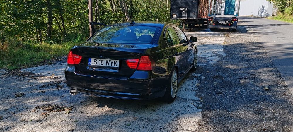 BMW Seria 3 E90 320d – 2010