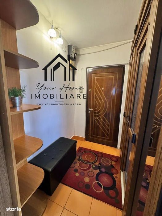 Apartament 3 camere semidecomandat, Et. 3/4 – Craiovița Nouă,  Materna