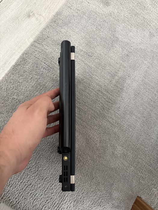 Thinkpad x230  intel core i7, 8 gb ram