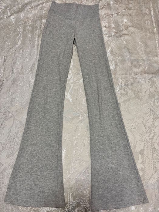 Дамско Долнище Bershka