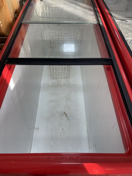 витринный морозильник, полка для табака