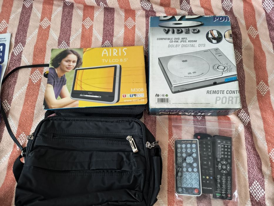 Телевизор  и DVD на 12 V + дискове