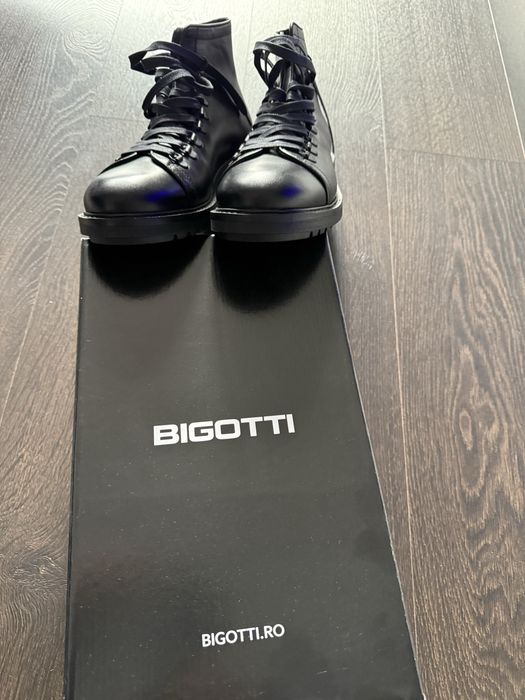 Bocanci bigotti barbati