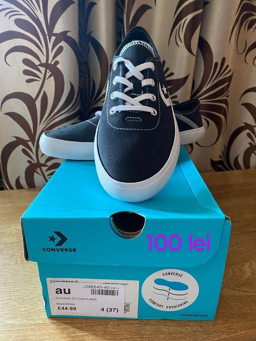 Adidași și papuci barbatesti