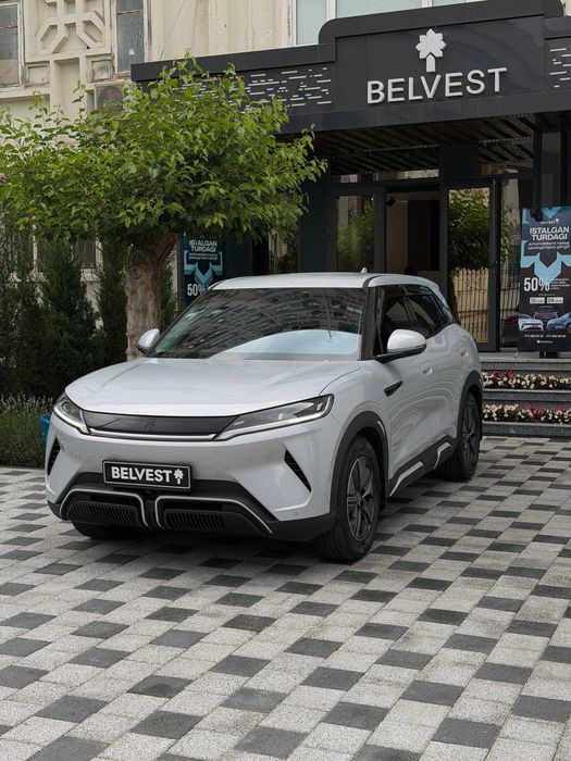BYD Yuan up Srochna sotiladi