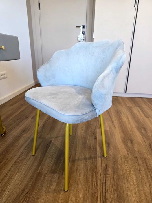 Masă de toaletă pentru machiaj cu oglindă, comoda si scaun