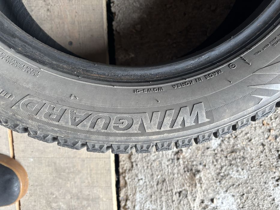 Продам зимнюю  резину R16 CEED