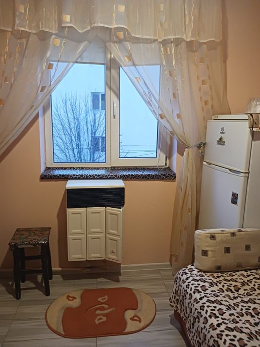 Inchiriez garsoniera