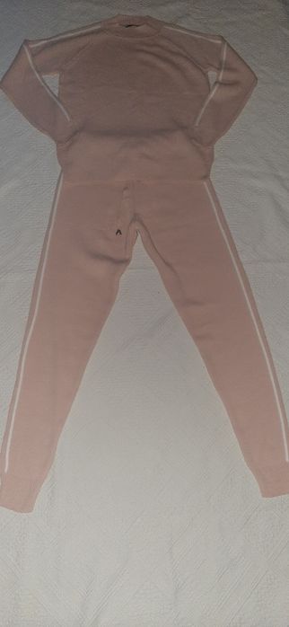 Trening nou fara etichetă  din tricot marimea S/M