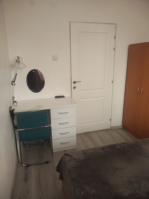 Închiriez apartament 2 camere ,ultracentral.