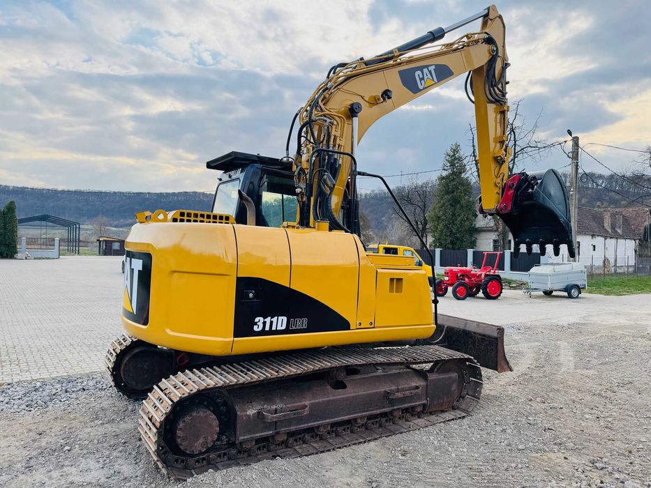 Excavator senile cu lama CAT 311 DLRR, an 2009, 15 tone, 1 cupa, TOP !