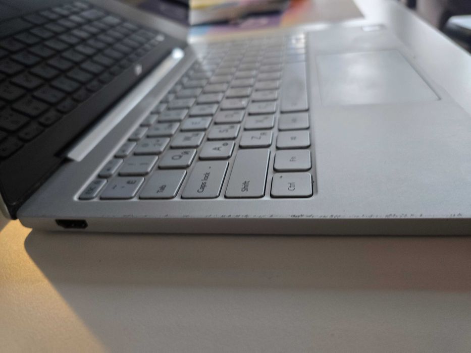 Лаптоп Xiaomi Air 12.5 неработещ