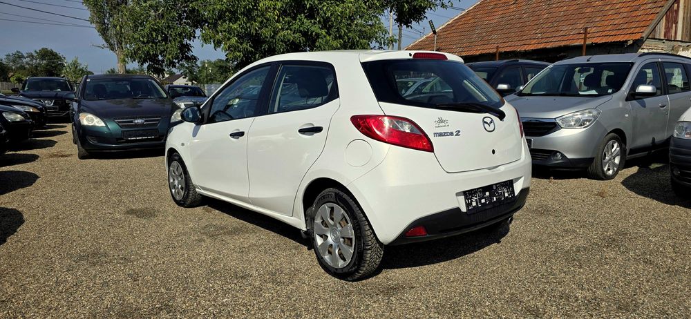 Rate Cash  Mazda 2 motor 1400 cm3 benzina FARA AER CONDITIONAT