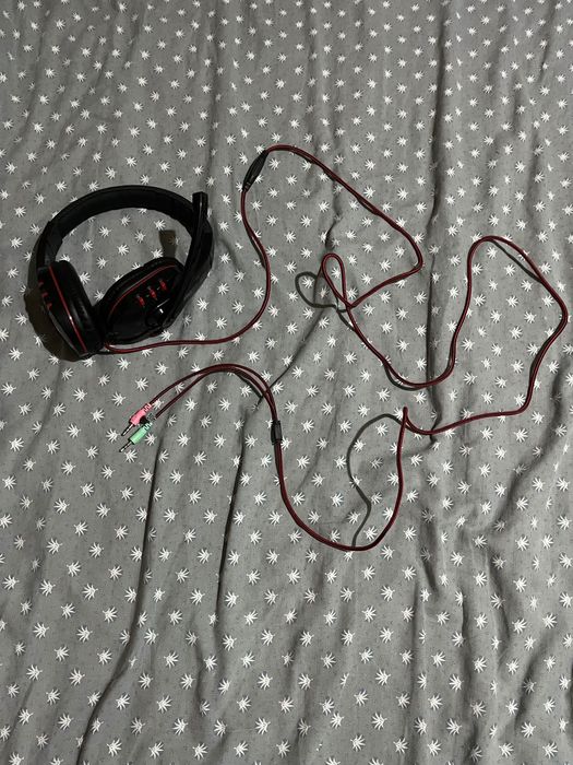 Casti scorpion cu fir