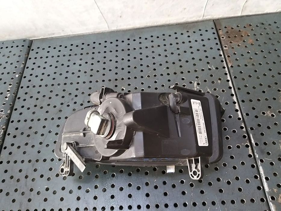 Proiector ceata stanga audi a4 b8 8k facelift 8k0941699