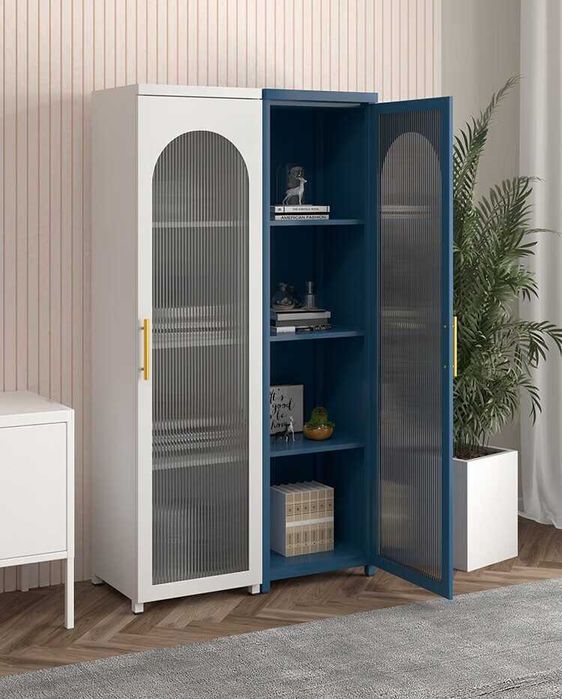 Mexmonxona kitob javoni / polkalari sozlanadi / zamonaviy dizayn
1