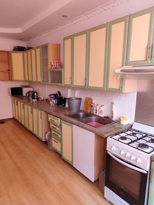 Продаётся кухонный гарнитур