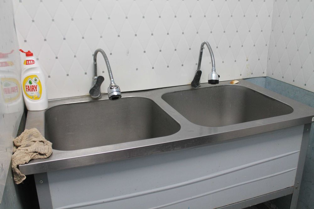 Сдается в аренду мясной магазин.