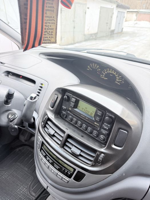 Продается toyota previa