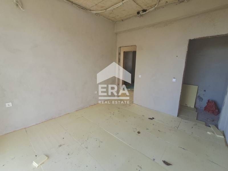 Продава се Къща в с. Калиманци, Област Варна - 100 кв.м за 918 €/кв.м - Снимка #11