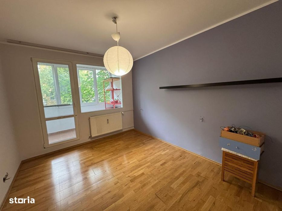Inchiriere apartament 3 camere Drumul Taberei metrou Raul Doamnei