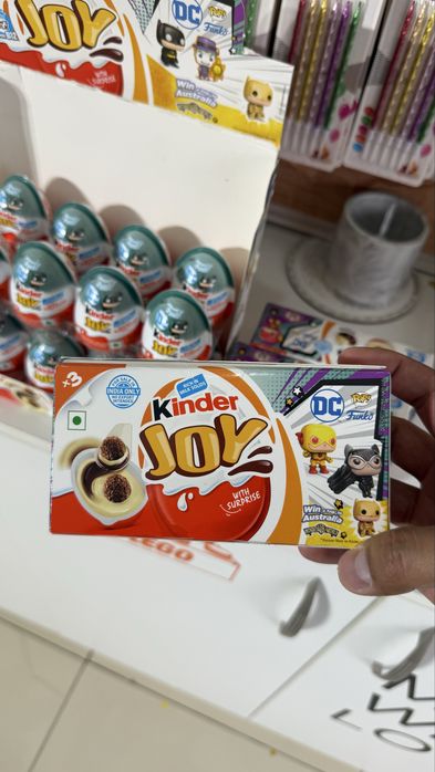 Kinder joy DC Batman