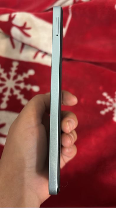 Продам Xiaomi redmi 13 C