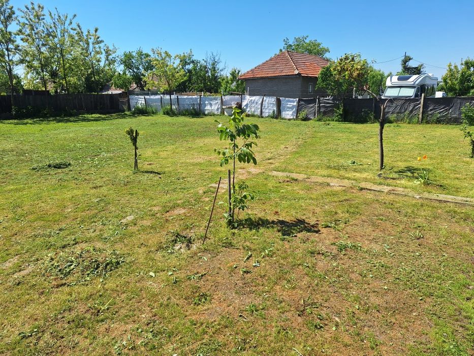 Casă de vânzare în Ciorani, Prahova – teren peste 1.000 mp
