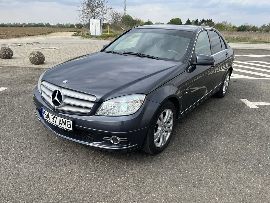 MERCEDES-BENZ C-Class 2011