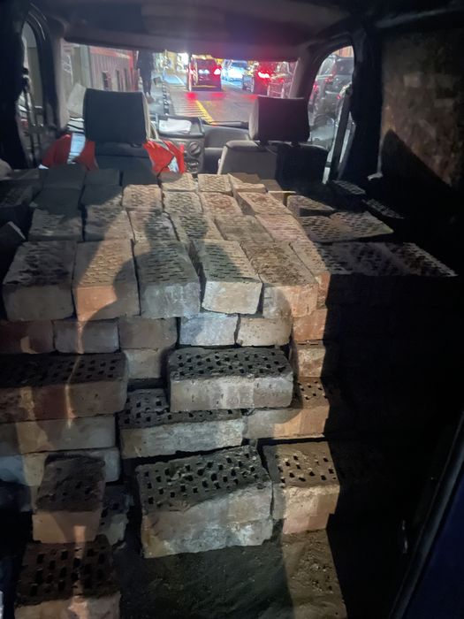 Ofer Servicii de  transport marfa/curatenie dupa renovare
