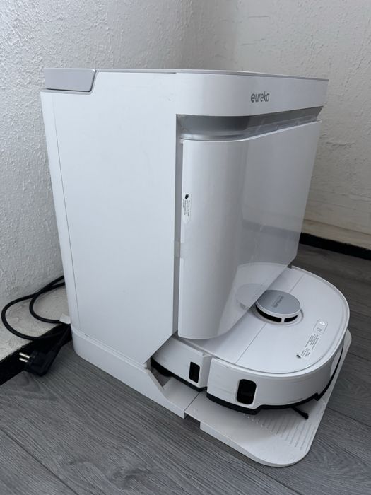 Робот Прахосмукачка + Станция за Самопочистване Eureka J15 Max Ultra 22000Pa Сухо и Мокро Почистване