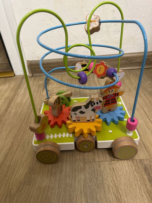 Дървена играчка за дърпане Ферма от Viga toys