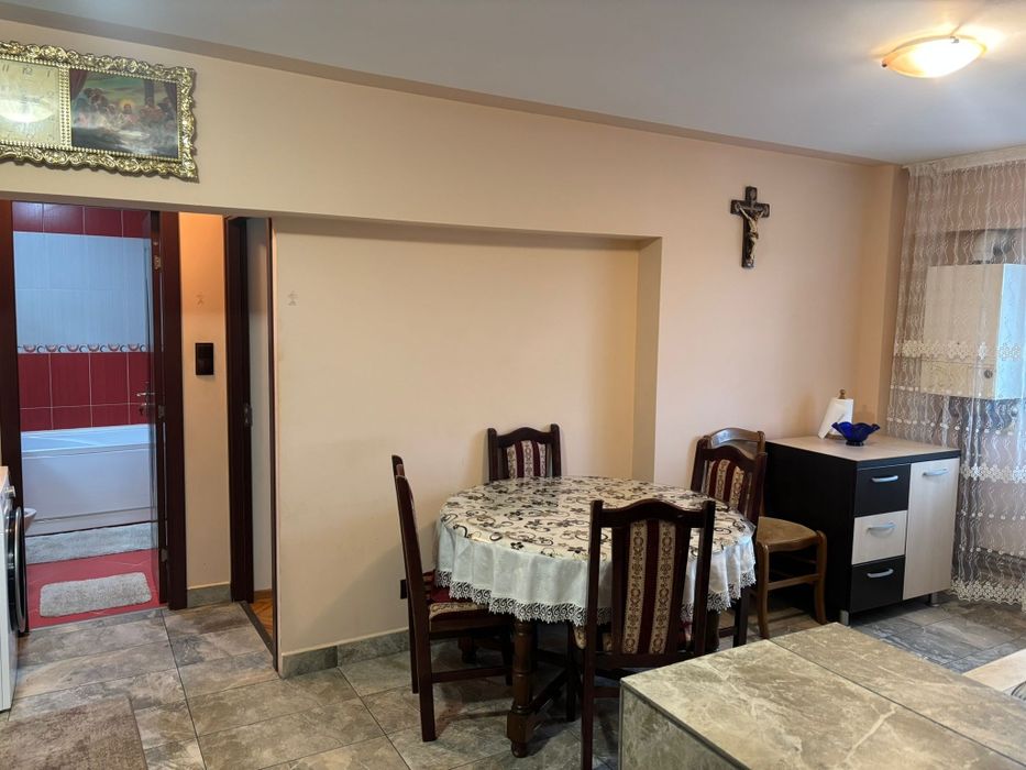 Apartament de vânzare – 2 camere, 54 mp, etaj 7 cu lift, mobilat