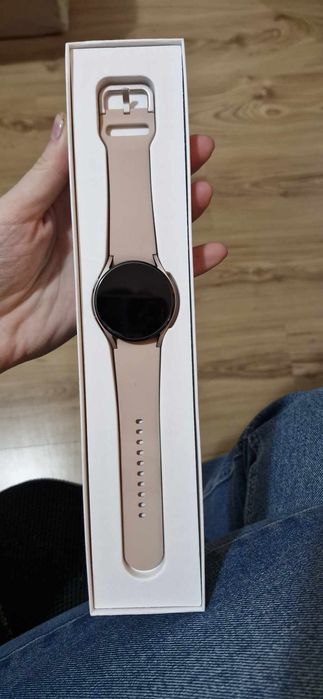 Vând Samsung Galaxy Watch4 40mm
Ceasul este funcțional 100%, pornește