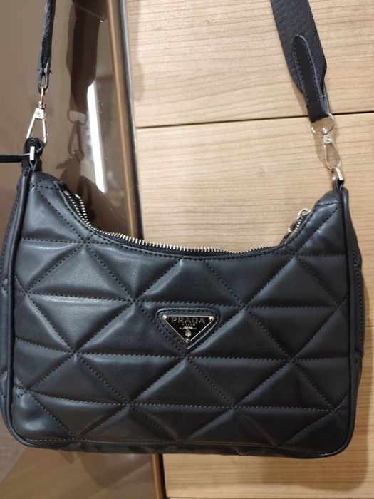 Дамска чанта  с дълга дръжка