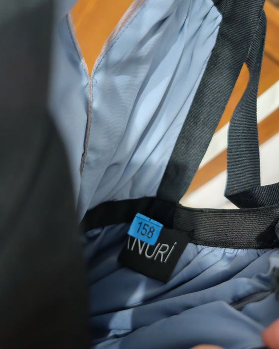 Rochie MANURI din mătase – elegantă, fluidă, design special