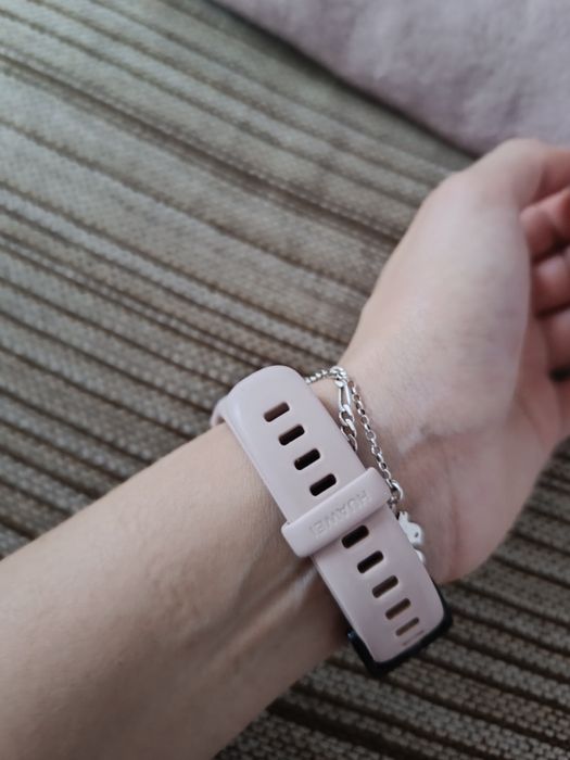 Фитнес гривна Huawei Band 6