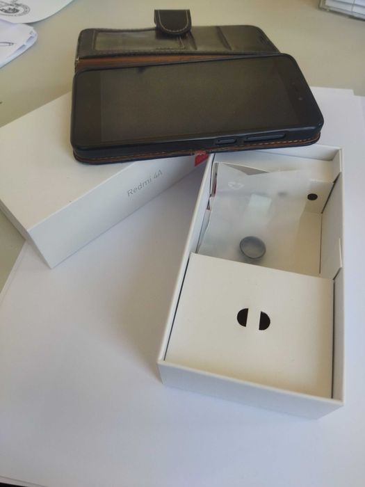 Смартфон Xiaomi Redmi 4A за ремонт или за части