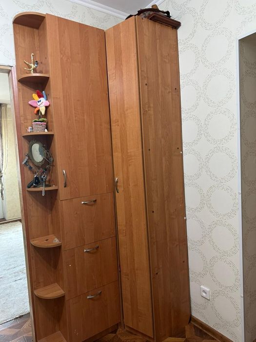 Шкаф купе угловой в прихожую.